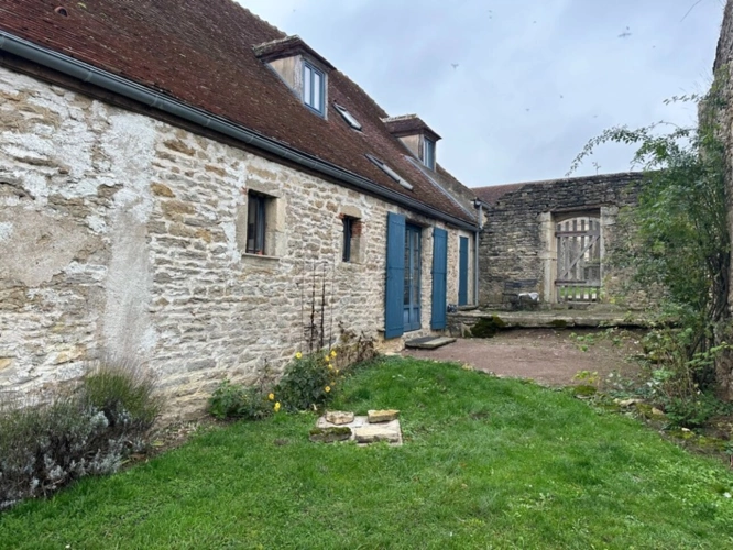 Photos 12 - Rurale - Demeure historique PRECY-SOUS-THIL composée de 15 pièces (390 m²) et 950 m² de dépendances