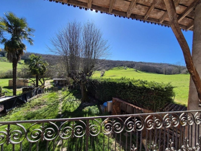 Photos 2 - Prestige - Propriété de 2 maisons sur terrain de 5817 m²