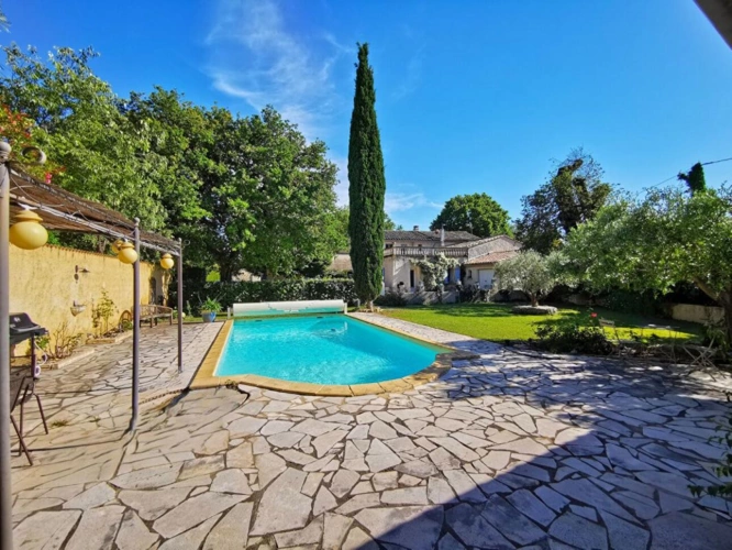 Photos 2 - Rurale - Maison 8 pièces de 214 m² sur 1556 m² de terrain avec studio, piscine et garage