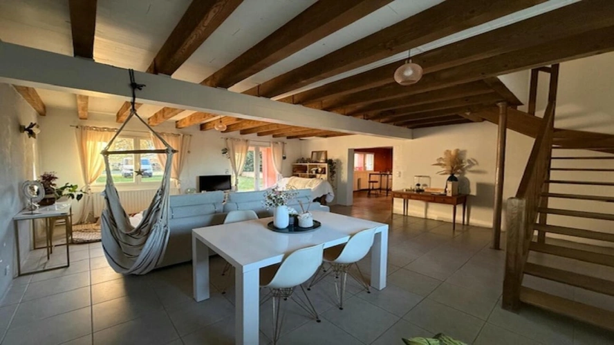 Photos 11 - Touristique - Propriété en pleine nature, avec 10 hectares, piscine et dépendances