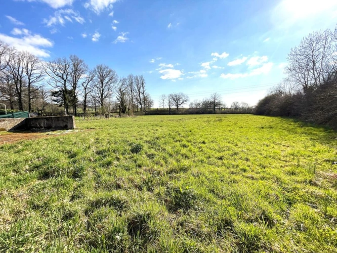 Photos 10 - Rural - Stone built House with Barn and Land