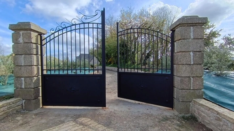Photos 18 - Prestige - MAISON  BRETONNE DE CHARME 310 m² AVEC 2 HECTARES  ,  LANDIVISIAU , FINISTERE