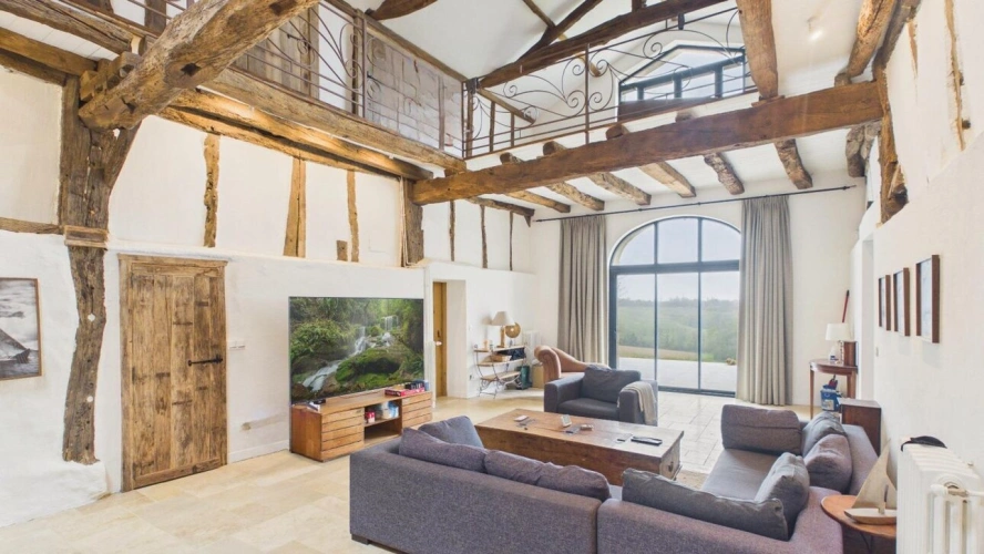 Photos 11 - Rurale - Corps de ferme rénové - Vue Pyrénées - 440 m² habitables - 7 200 m² de terrain