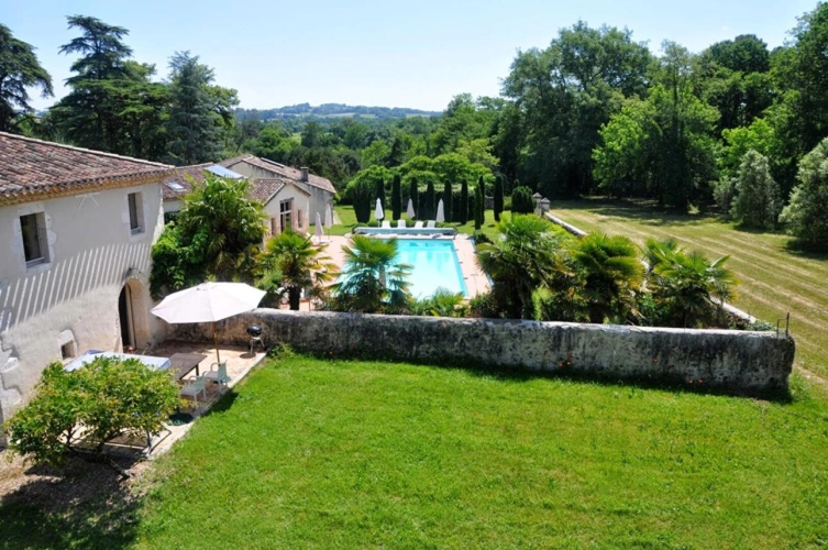 Photos 6 - Prestigious - A MAGNIFICENT DOMAIN WITH STUNNING GROUNDS