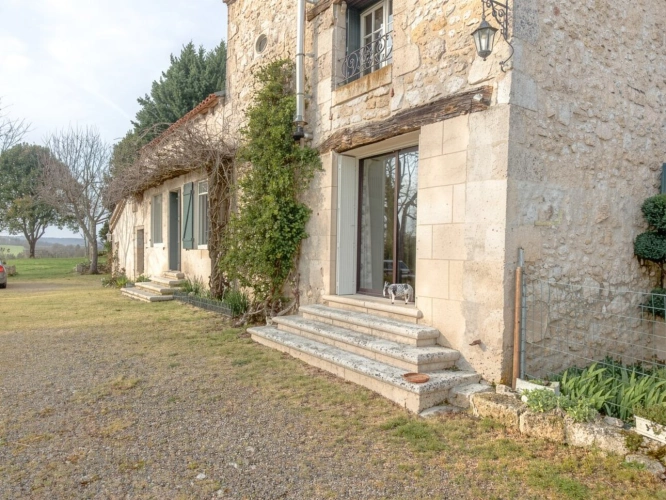 Photos 8 - Rurale - Demeure d'Exception de 1632 : L'Âme de la Pierre et Vue à 360°