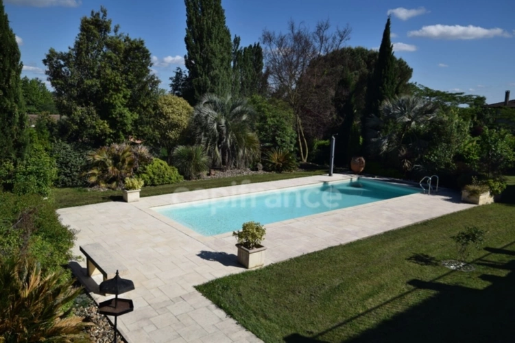 Photos 2 - Prestige - Propriété 5 chambres - T3 attenant - garage XXL - piscine à MARMANDE (47)