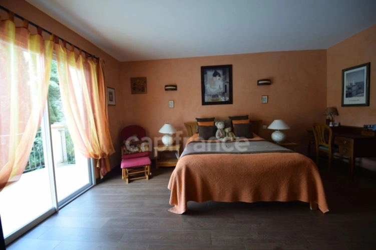 Photos 16 - Prestige - Propriété 5 chambres - T3 attenant - garage XXL - piscine à MARMANDE (47)