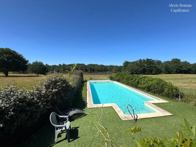 Photos 21 - Rurale - Domaine de 28 hectares avec étang privé, maison, 2 gîtes et plus de 400 m² de dépendances