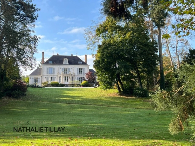 Photos 2 - Prestige - Propriété, à vendre OLIVET proche Orléans , EXCEPTIONNELLE,  1h du péage Paris St Arnoult, piscine , parc et  Bord du Loiret
