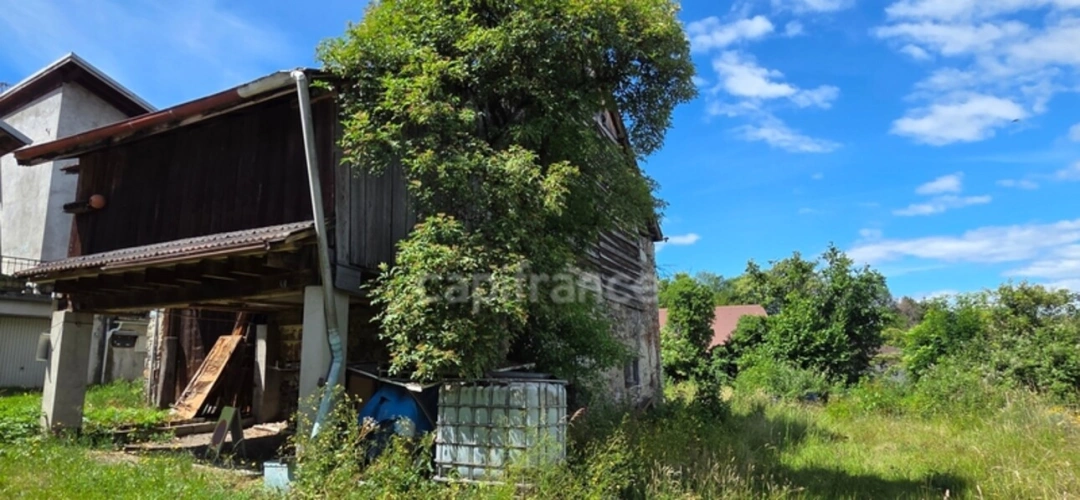 Photos 4 - Rurale - À VENDRE – Grange avec fort potentiel sur terrain à bâtir
