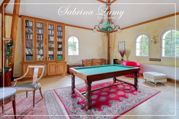 Photos 11 - Rurale -  À Vendre : Élégante Propriété de Prestige en Pierre Meulière - 214 m² sur 2508 m² de Terrain - 5 chambres