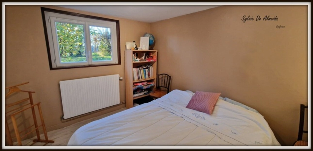 Photos 9 - Équestre - Propriété à vendre entre BIZIAT et PONT DE VEYLE (01) 16,5 Ha, vue, maison 145 m², ferme à rénover 170 m², pigeonnier, hangar, équestre
