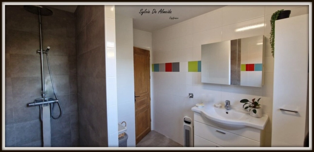 Photos 13 - Équestre - Propriété à vendre entre BIZIAT et PONT DE VEYLE (01) 16,5 Ha, vue, maison 145 m², ferme à rénover 170 m², pigeonnier, hangar, équestre