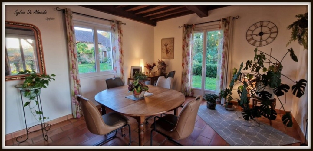Photos 14 - Équestre - Propriété à vendre entre BIZIAT et PONT DE VEYLE (01) 16,5 Ha, vue, maison 145 m², ferme à rénover 170 m², pigeonnier, hangar, équestre
