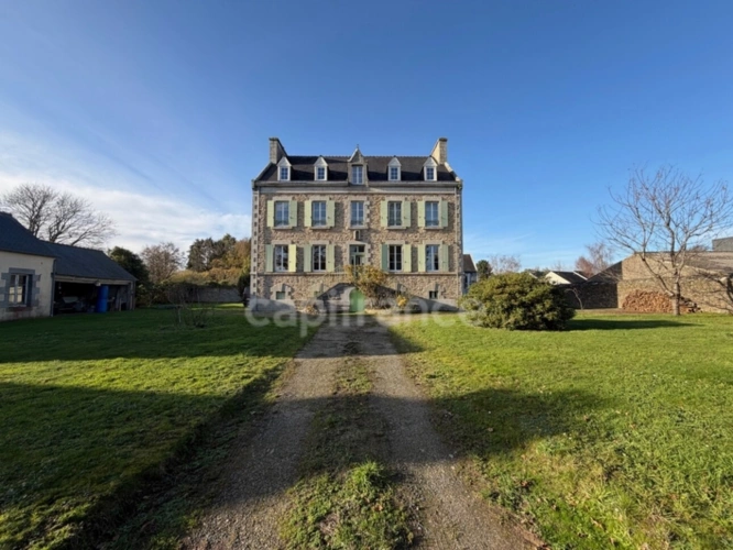 Photos 1 - Rurale - Magnifique propriété à vendre 13 pièces MAEL CARHAIX (22)