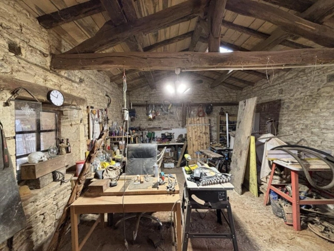 Photos 9 - Rurale - Maison de Campagne, Dépendances, Terrain et Potentiel de Gîte / Maison d'Hôtes