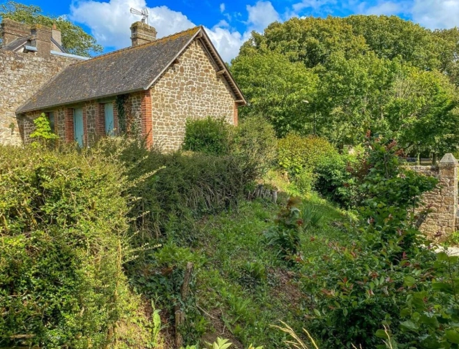 Photos 17 - Prestige - Superbe maison bourgeoise avec jardin clos de murs en pierre et dépendances