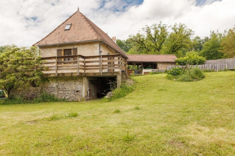 Photos 4 - Touristique - À vendre - Moulin à eau de charme du XVIe siècle en Corrèze, cadre exceptionnel et potentiel rare