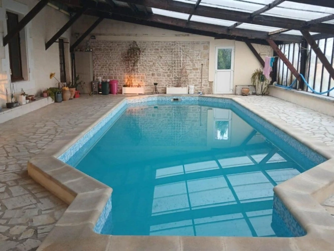 Photos 4 - Prestige - Château avec piscine chauffée,  vastes dépendances et