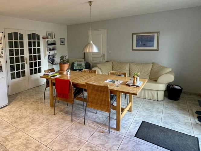 Photos 9 - Prestige - Maison avec sous-sol, 4 chambres et piscine, vues imprénable