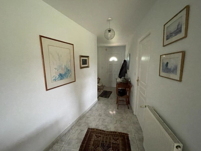 Photos 11 - Prestige - Maison avec sous-sol, 4 chambres et piscine, vues imprénable