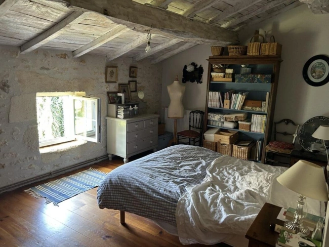 Photos 9 - Rurale - Charmante longère avec piscine, dépendances et panneaux solaires