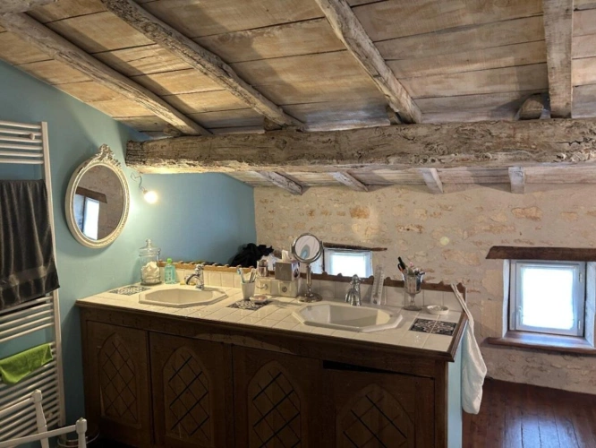 Photos 12 - Rurale - Charmante longère avec piscine, dépendances et panneaux solaires