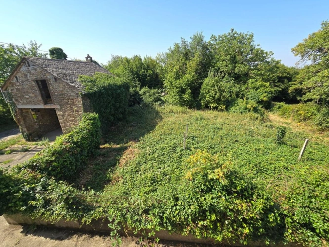 Photos 7 - Rurale - Corps de ferme avec maison, appartement et dépendances - Durenque