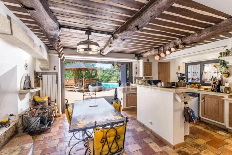 Photos 6 - Équestre - Magnifique propriété équestre avec box et annexes