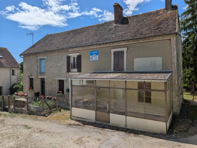 Photos 1 - Touristique - Ensemble immobilier de 2 maisons accolées sur plus de 900 m² à Provins même