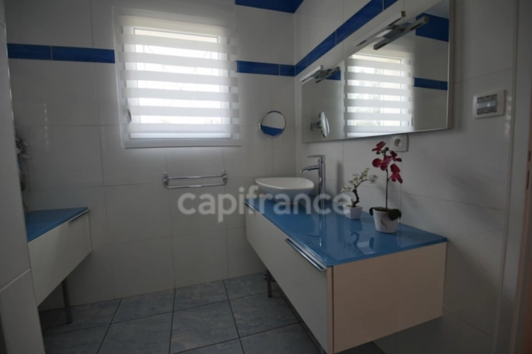 Photos 22 - Touristique - Propriété au calme - 5 chambres - T3 attenant - garage XXL - piscine - à MARMANDE (47)