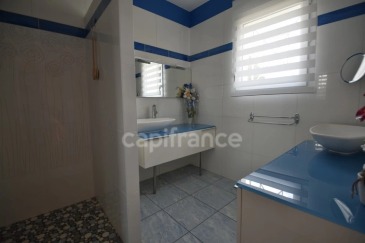 Photos 23 - Touristique - Propriété au calme - 5 chambres - T3 attenant - garage XXL - piscine - à MARMANDE (47)