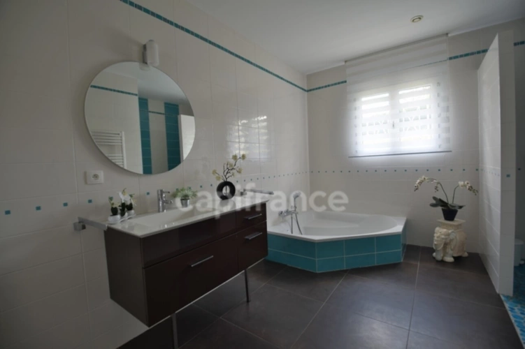 Photos 26 - Touristique - Propriété au calme - 5 chambres - T3 attenant - garage XXL - piscine - à MARMANDE (47)