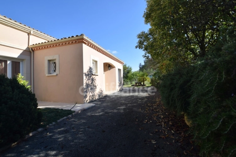 Photos 31 - Touristique - Propriété au calme - 5 chambres - T3 attenant - garage XXL - piscine - à MARMANDE (47)