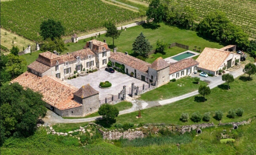 Photos 1 - Prestige - Château XVIII - Élégance et patrimoine au coeur d'un domaine viticole de 18 hectares