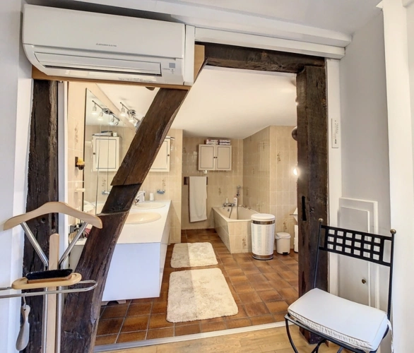 Photos 8 - Prestige - SPECIAL INVESTISSEURS : propriété à vendre 16 pièces centre ville de REININGUE (68)
