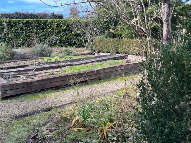 Photos 32 - Prestige - ELEGANT CHATEAU XVIIIs, sans travaux, sur 1 hectare clos de murs, jardin paysagé, chapelle, orangerie, dépendances, pour famille, evenementiel  près de Pau, Lourdes, Marciac, Tarbes