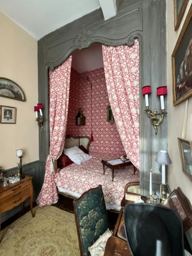 Photos 70 - Prestige - ELEGANT CHATEAU XVIIIs, sans travaux, sur 1 hectare clos de murs, jardin paysagé, chapelle, orangerie, dépendances, pour famille, evenementiel  près de Pau, Lourdes, Marciac, Tarbes