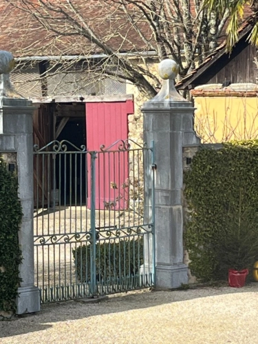 Photos 87 - Prestige - ELEGANT CHATEAU XVIIIs, sans travaux, sur 1 hectare clos de murs, jardin paysagé, chapelle, orangerie, dépendances, pour famille, evenementiel  près de Pau, Lourdes, Marciac, Tarbes