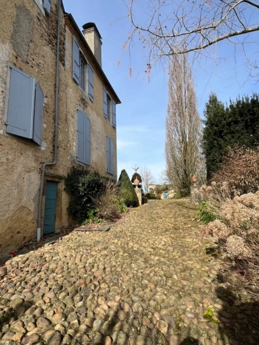 Photos 90 - Prestige - ELEGANT CHATEAU XVIIIs, sans travaux, sur 1 hectare clos de murs, jardin paysagé, chapelle, orangerie, dépendances, pour famille, evenementiel  près de Pau, Lourdes, Marciac, Tarbes