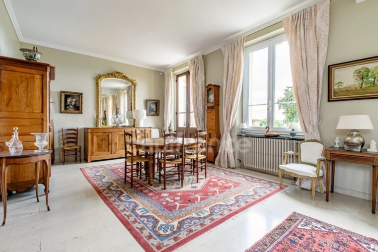 Photos 10 - Prestige - Maison de Maître en pierre de taille proche Soissons –421m2 habitables -Vivable de plain-pied–6 chambres-3 salles de bains–2 salles d’eau–Dortoir–Salle de jeux–Piscine-Dépendance- Parc clos 3680m2