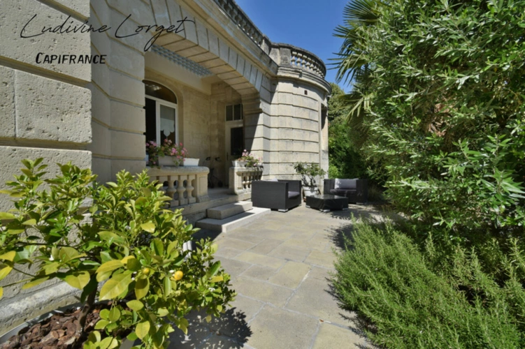 Photos 2 - Prestige - Château à vendre proche de Soissons – 720 m² avec 5 chambres -Maison indépendante de 85 m², piscine couverte, grand garage et parc de 2,57 hectares