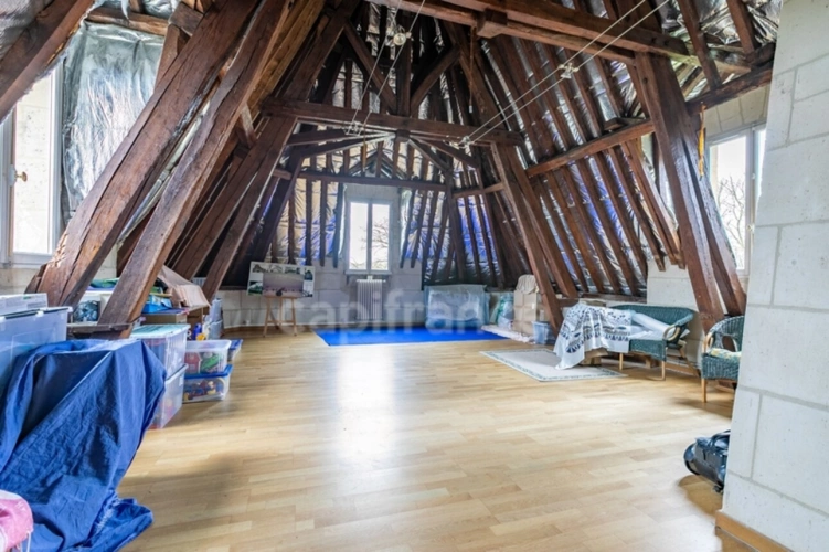 Photos 19 - Prestige - Château à vendre proche de Soissons – 720 m² avec 5 chambres -Maison indépendante de 85 m², piscine couverte, grand garage et parc de 2,57 hectares
