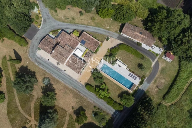Photos 25 - Prestigious - Beautiful estate with a high-end house, guest house, and 7 ha of nature