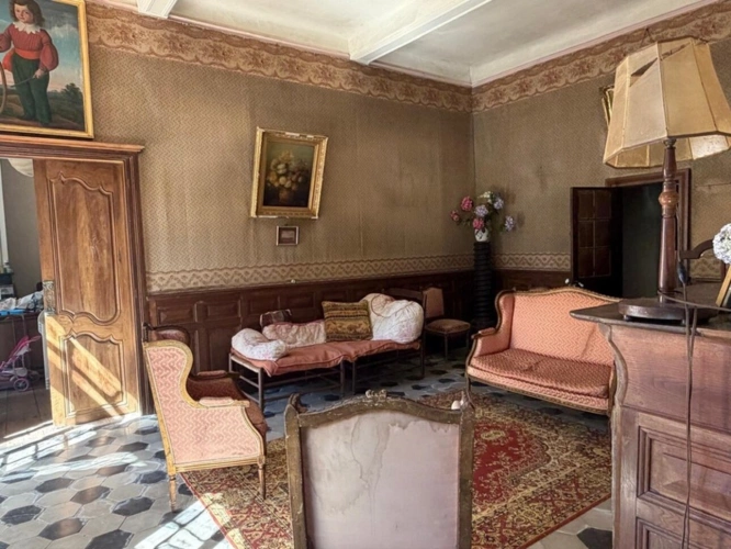 Photos 35 - Prestige - Gers(32), TRES BEAU CHATEAU DE FAMILLE 45HA avec dependances, un peu caché, en position dominante, une belle histoire