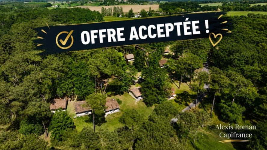 Photos 1 - Touristique - Domaine nature de 19 gîtes sur plus de 10 hectares – Un lieu rare à réinventer