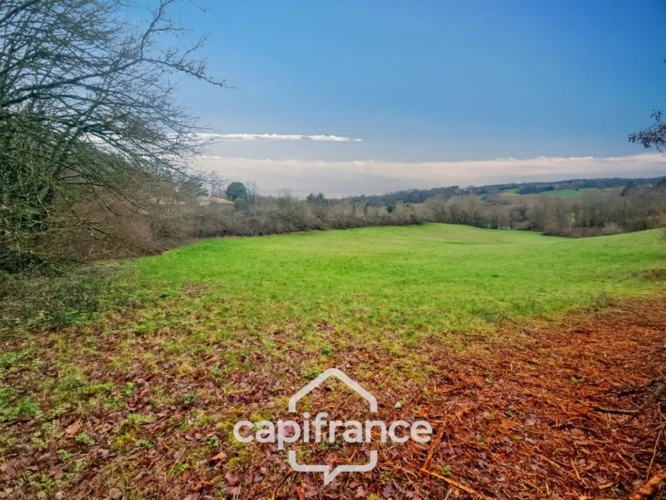 Photos 1 - Agricultural - Prairie, terrain de 2.3 hactares avec source