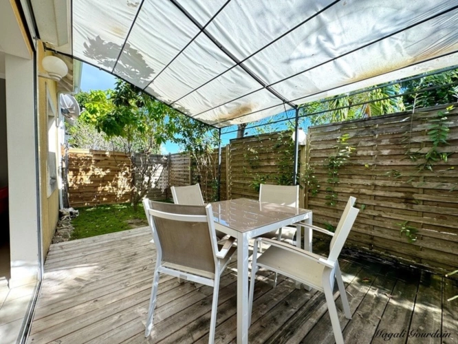 Photos 12 - Prestige - SAINT-FRANÇOIS – À 100 MÈTRES DE LA MER, ENSEMBLE IMMOBILIER DE 3 VILLAS INDÉPENDANTES