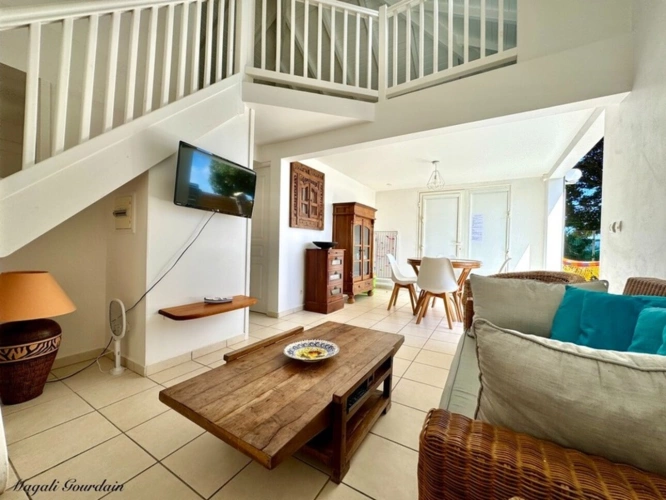 Photos 15 - Prestige - SAINT-FRANÇOIS – À 100 MÈTRES DE LA MER, ENSEMBLE IMMOBILIER DE 3 VILLAS INDÉPENDANTES