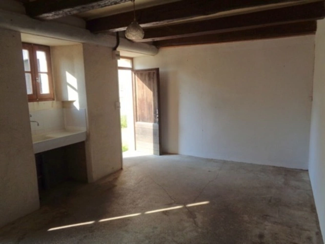 Photos 6 - Rurale - 15 mn Angoulême Gare, ancien Corps de Ferme à réhabiliter au sud le l'agglomération